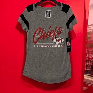 NFL Kansas City Chiefs t-shirt women’s size small NWT
